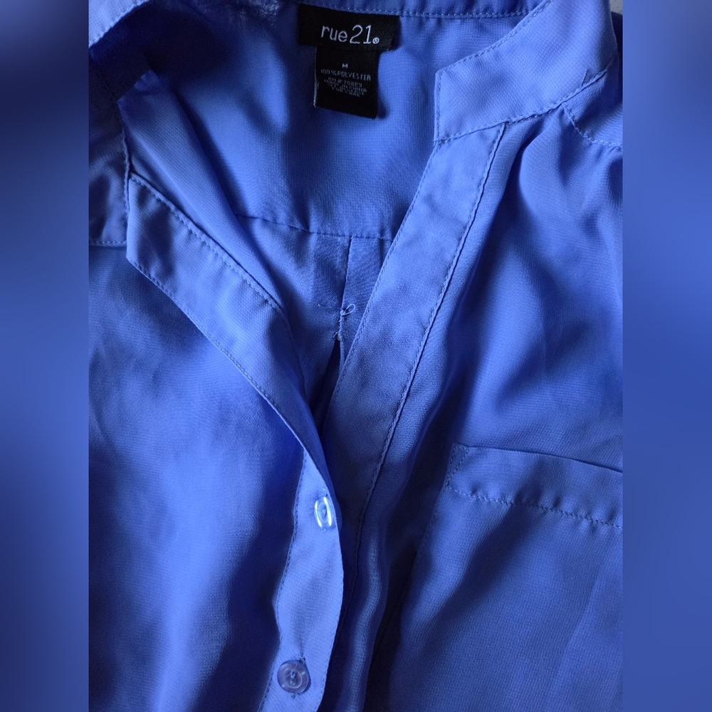 Rue21 Vibrant Blue Partial Button-Up Shirt - Picture 3 of 6